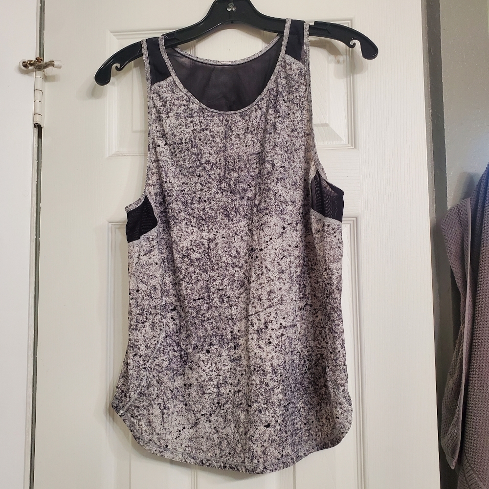 Lululemon Sculpt Tank II, size 8